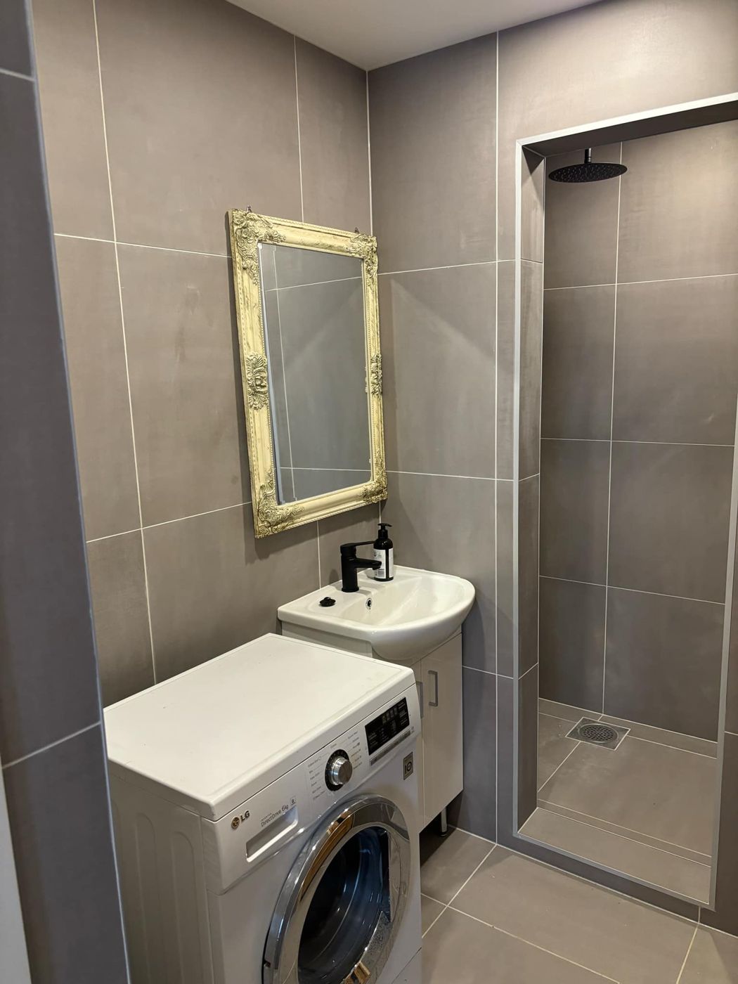 Renoveeritud vannituba ja WC Tedre teel